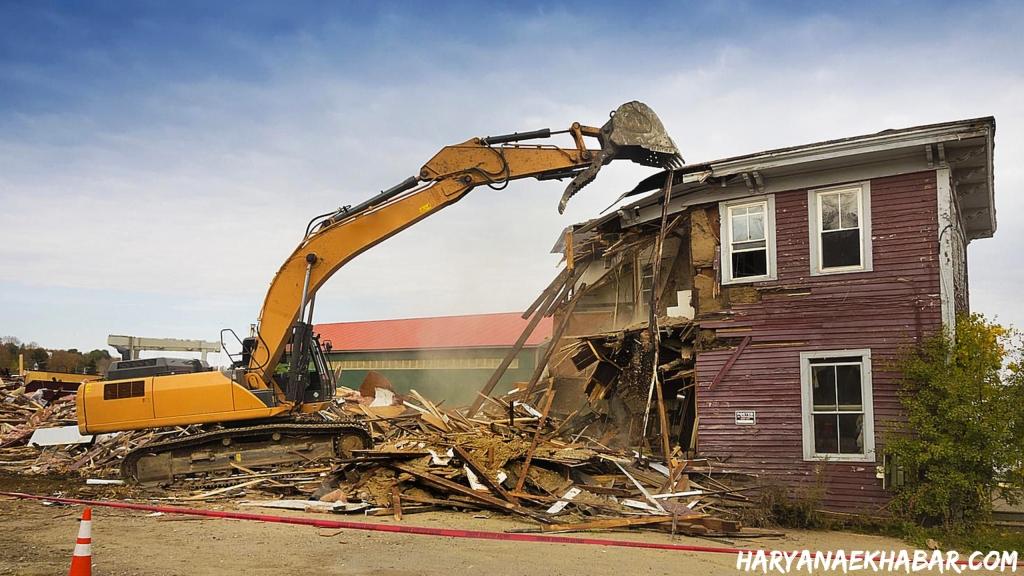 Buldozer Destroy House Makan Home