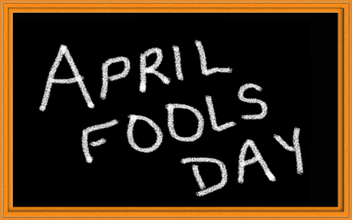 April fool quotes in hindi 4