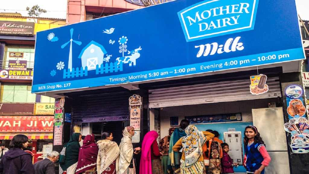 Mother Dairy Shop